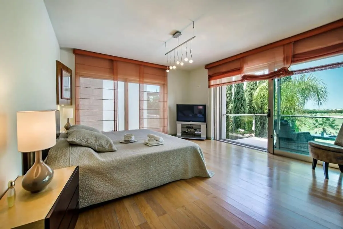 Villa Laguna, Golf - Stunning House - Laguna Golf Course Quarteira Holiday home